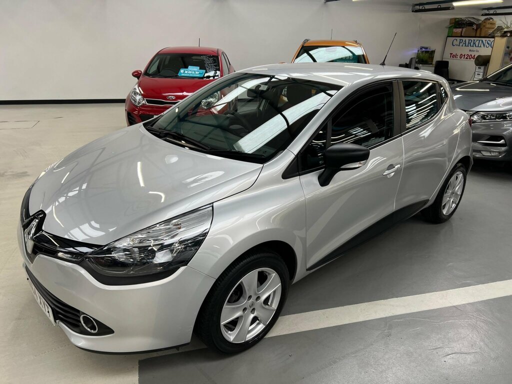 Renault Clio 1.2 16V Expression Euro 5 HN64XYT Silver #3