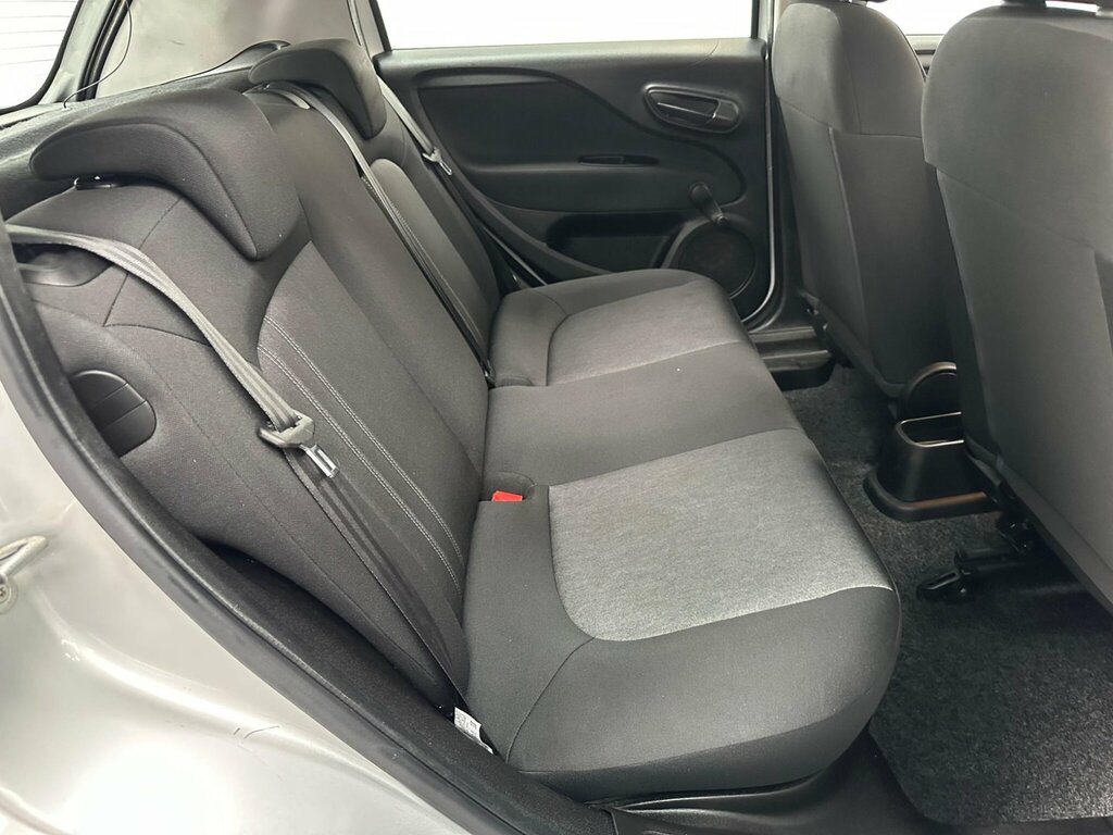 Fiat Punto Hatchback Grey #28