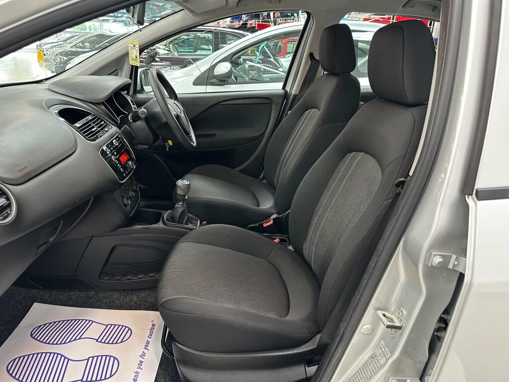 Fiat Punto Hatchback Grey #41