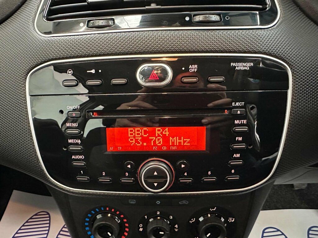 Fiat Punto Hatchback Grey #18