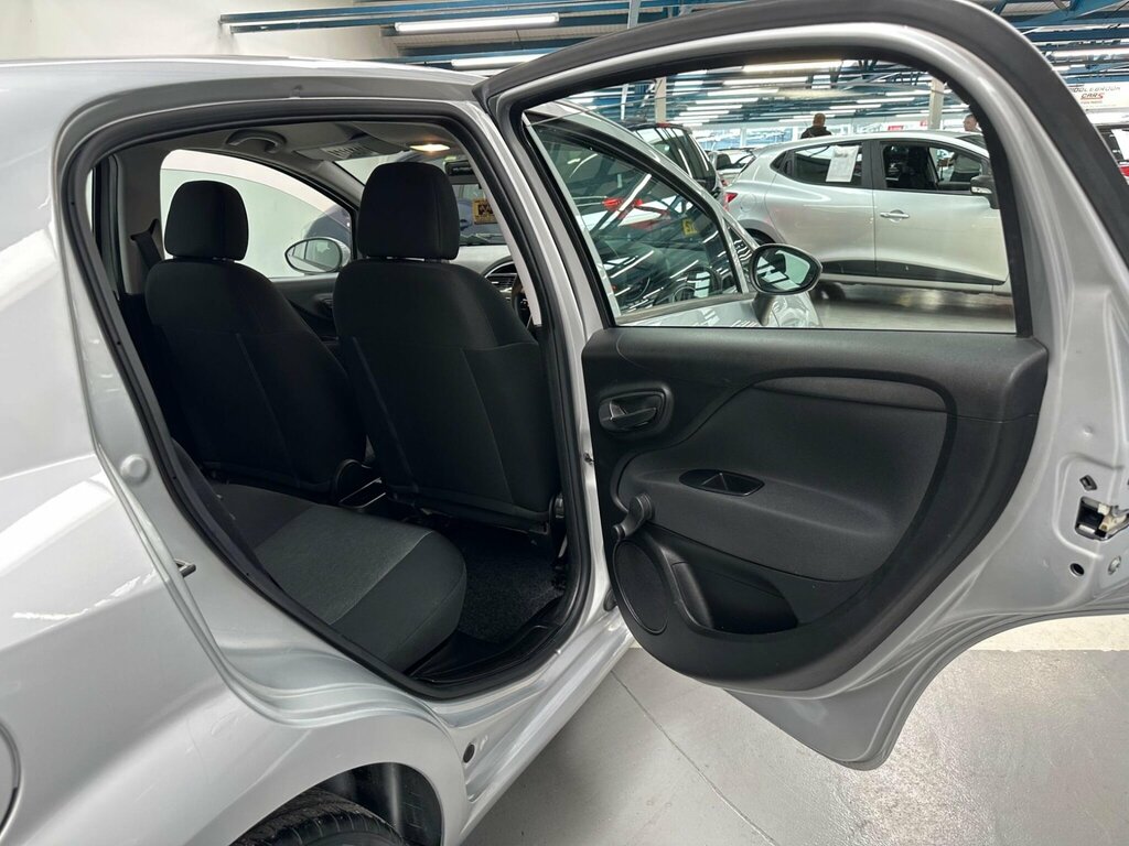 Fiat Punto Hatchback Grey #26