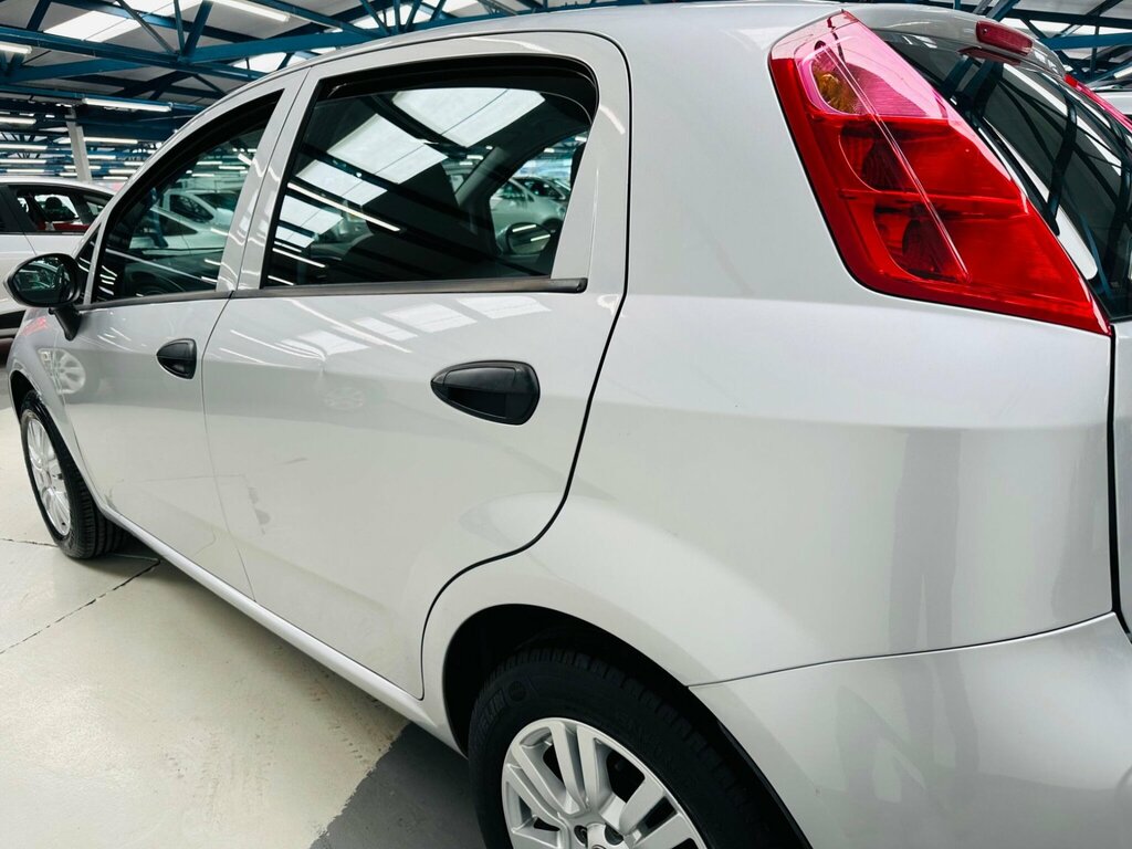Fiat Punto Hatchback Grey #52