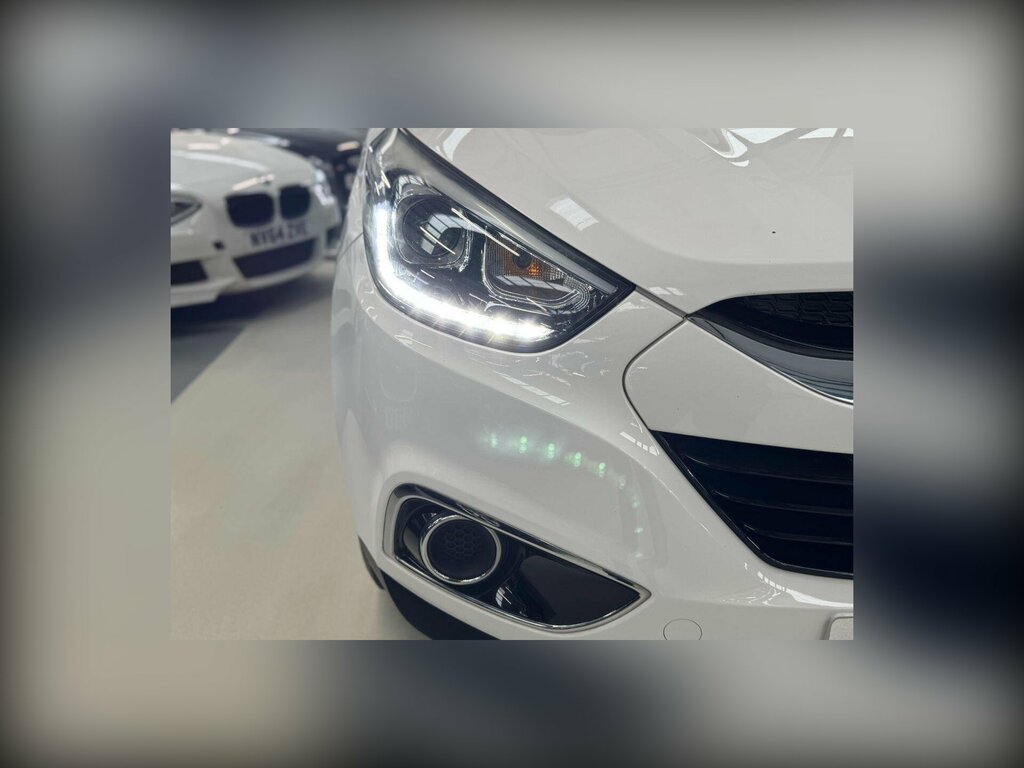 Hyundai Ix35 Estate White #47