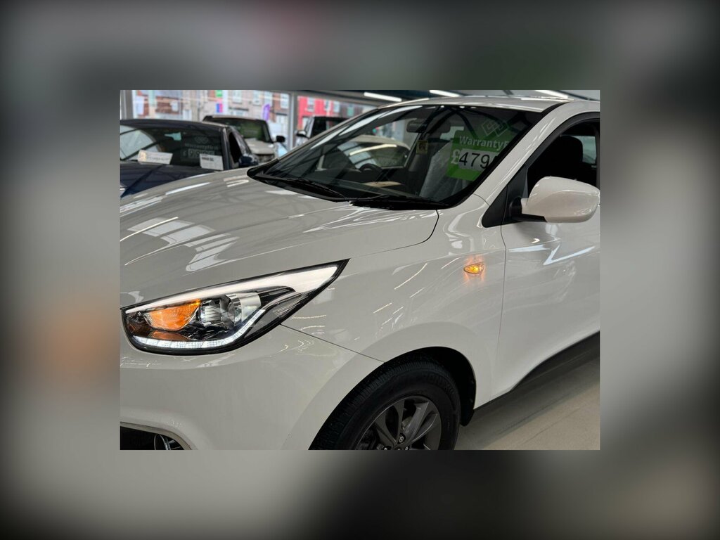 Hyundai Ix35 Estate White #51