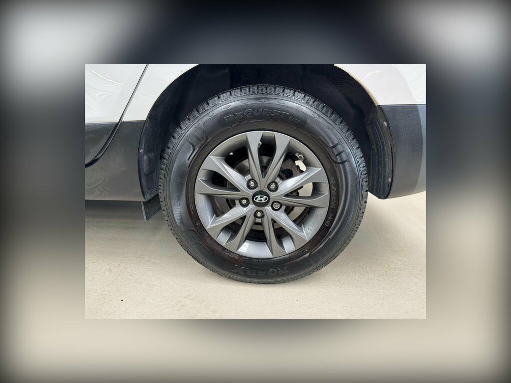 Hyundai Ix35 Estate White #57
