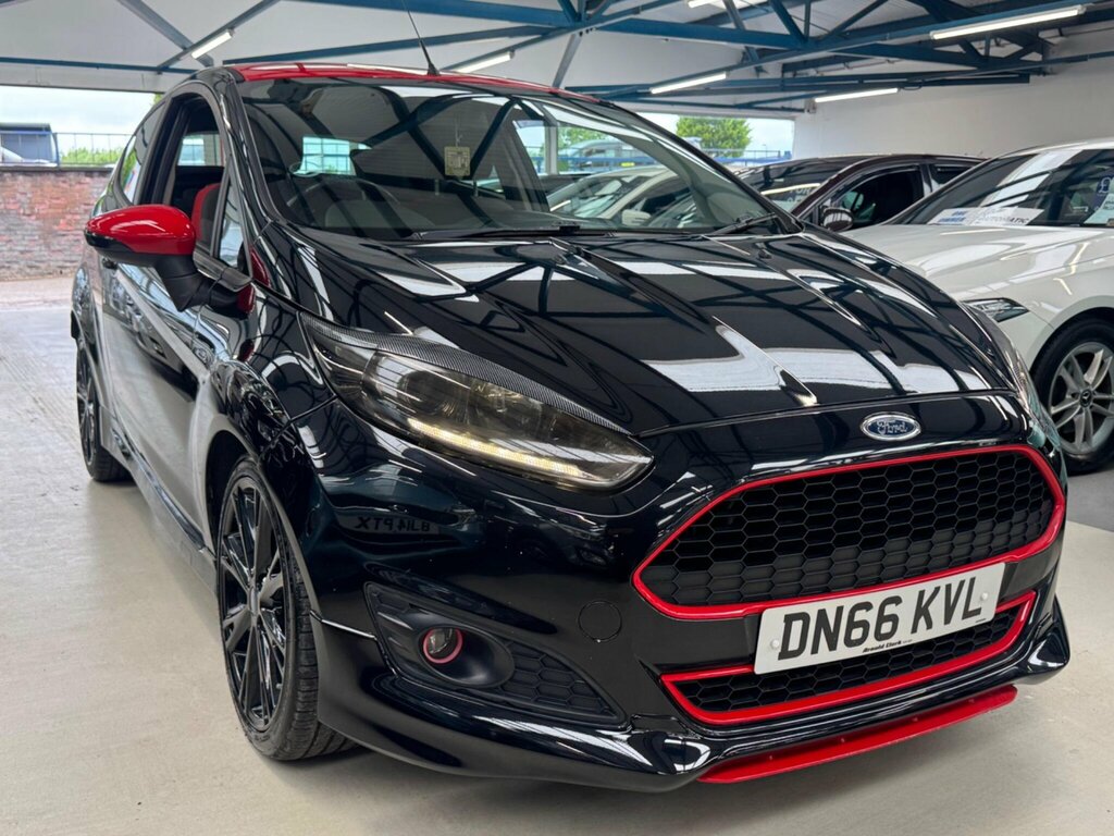 Ford Fiesta 1.0T Ecoboost Zetec S Euro 6 Ss Black