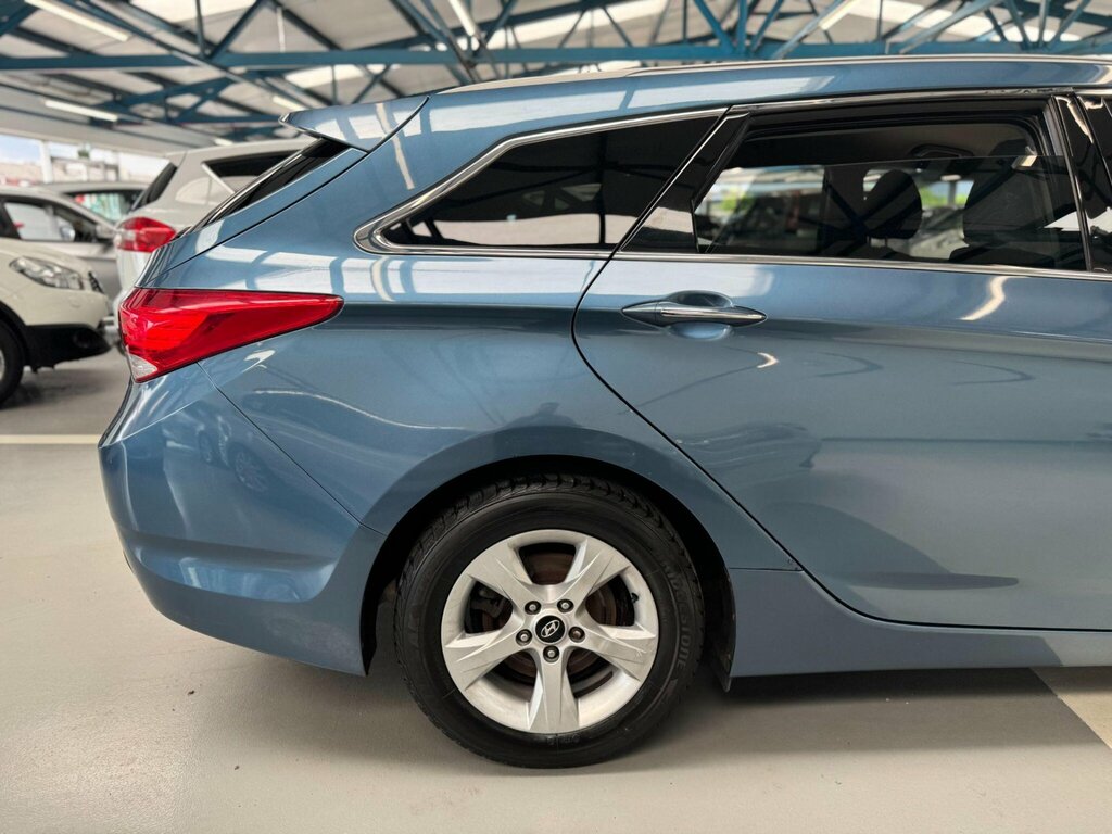 Hyundai I40  Silver #17