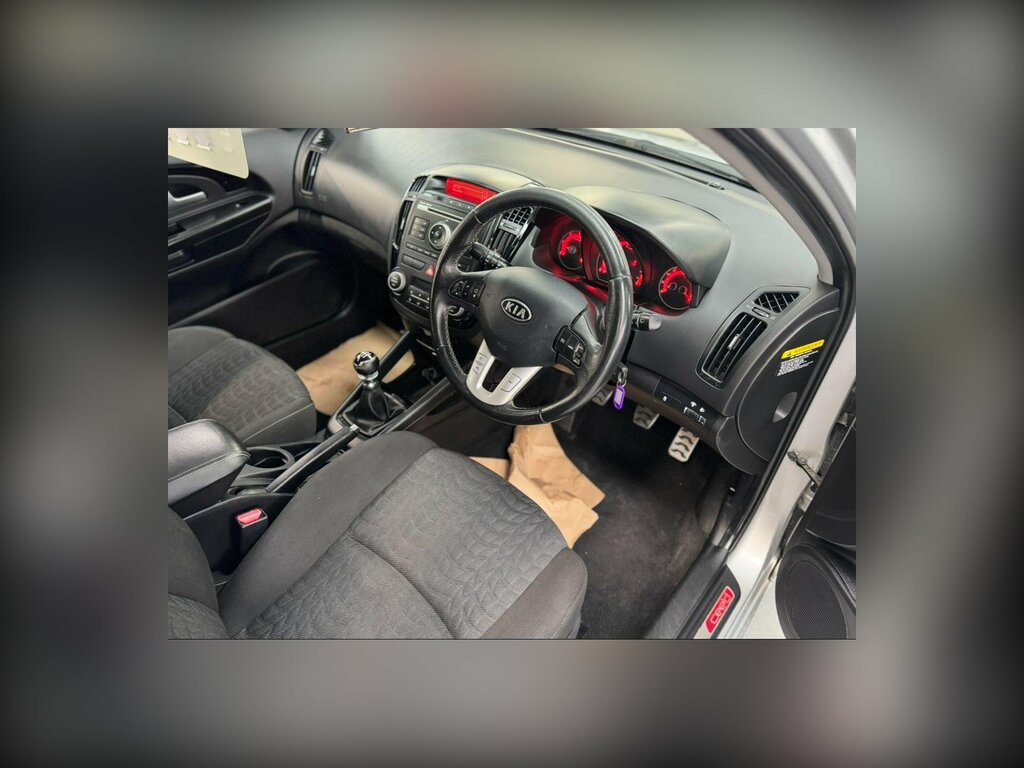 Kia Ceed 1.6 Crdi 3 Sports Wagon Euro 5 Silver