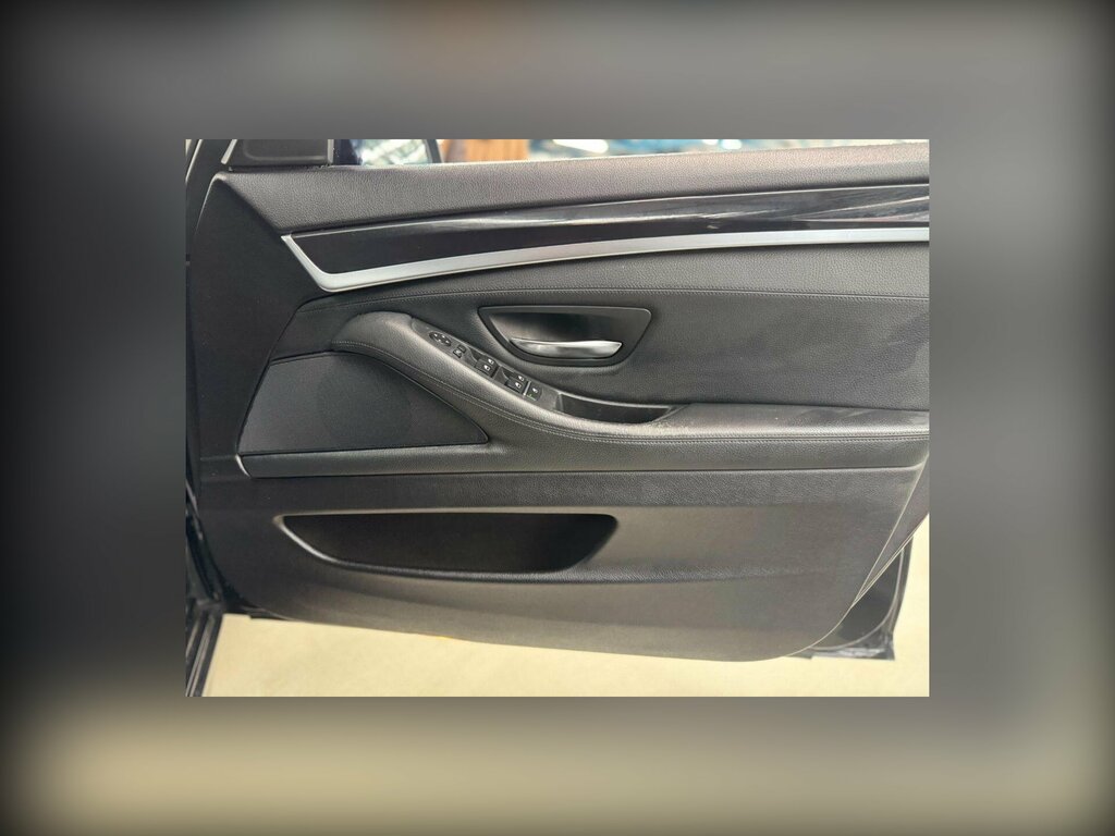 BMW 5 Series 525D Se Black #39
