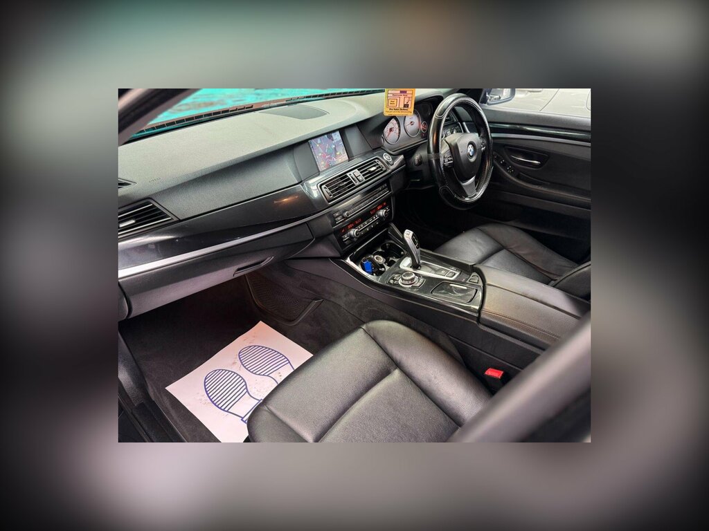 BMW 5 Series 525D Se Black #9