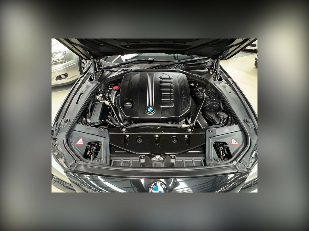 BMW 5 Series 525D Se Black #61