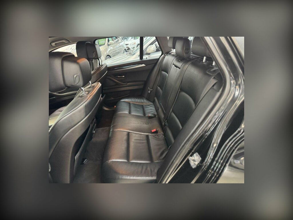 BMW 5 Series 525D Se Black #46