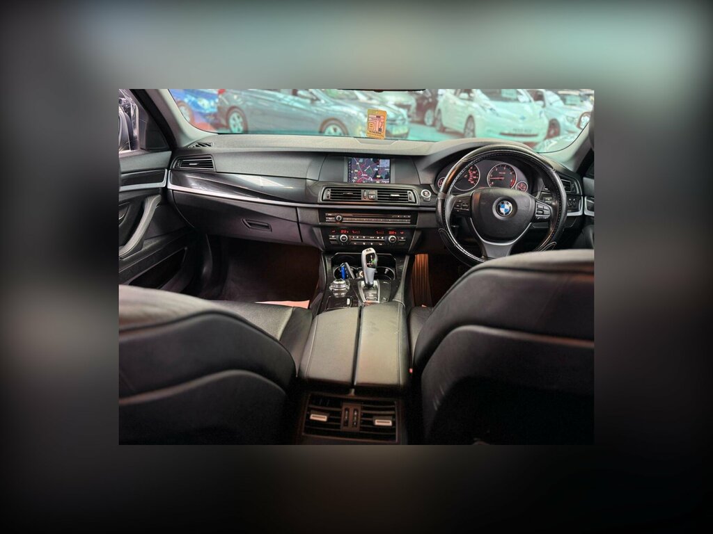 BMW 5 Series 525D Se Black #10
