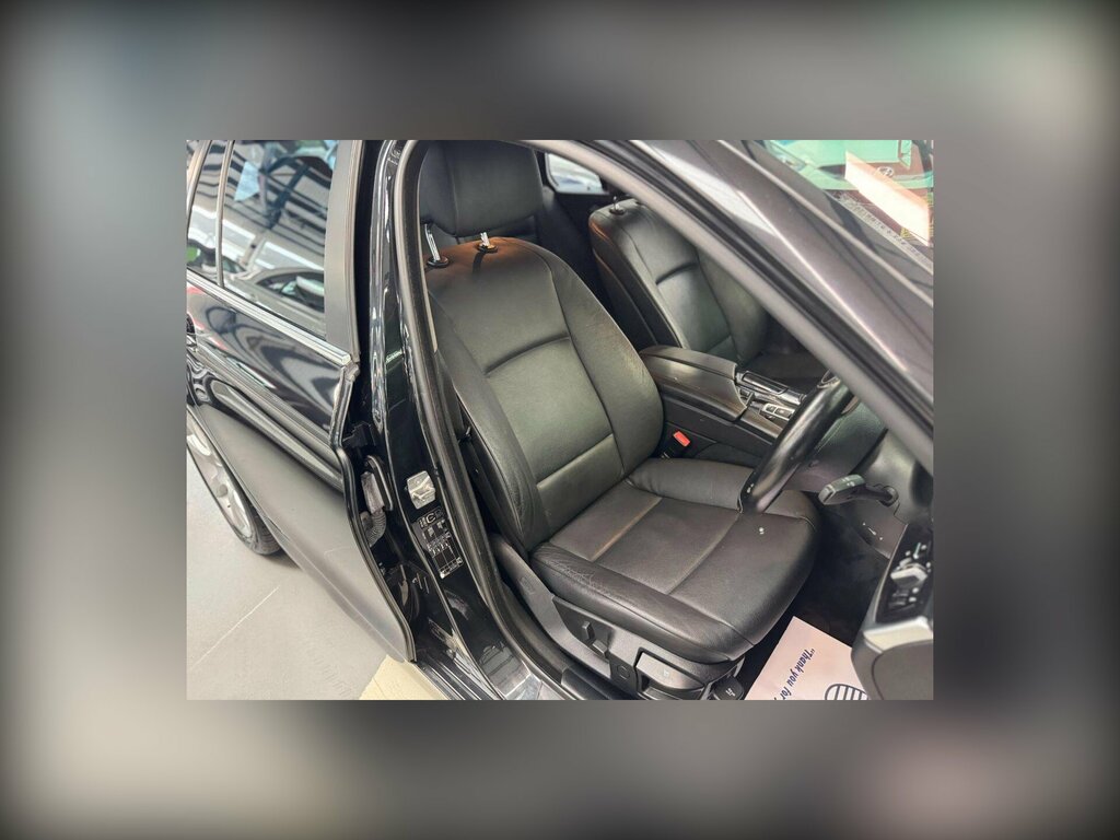 BMW 5 Series 525D Se Black #37