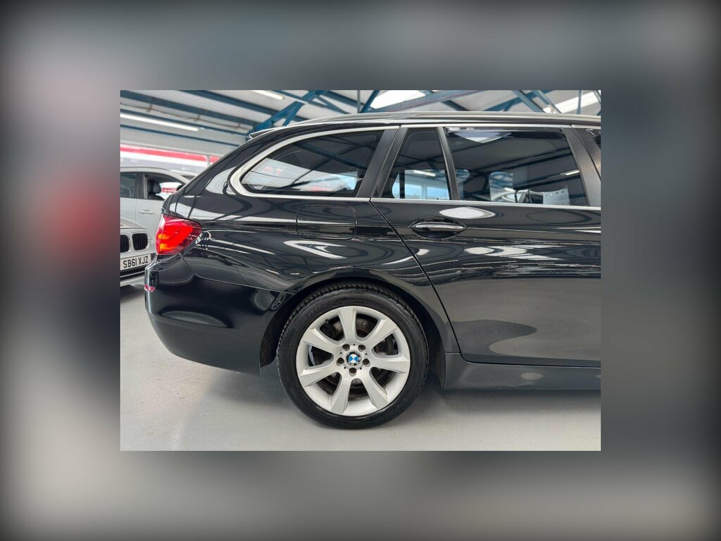 BMW 5 Series 3.0 525D Se Touring Steptronic Euro 5 Black #6