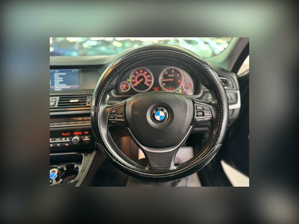 BMW 5 Series 525D Se Black #30