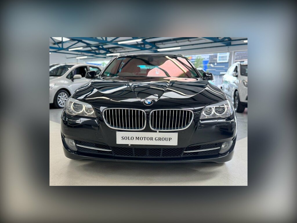 BMW 5 Series 3.0 525D Se Touring Steptronic Euro 5 Black #3