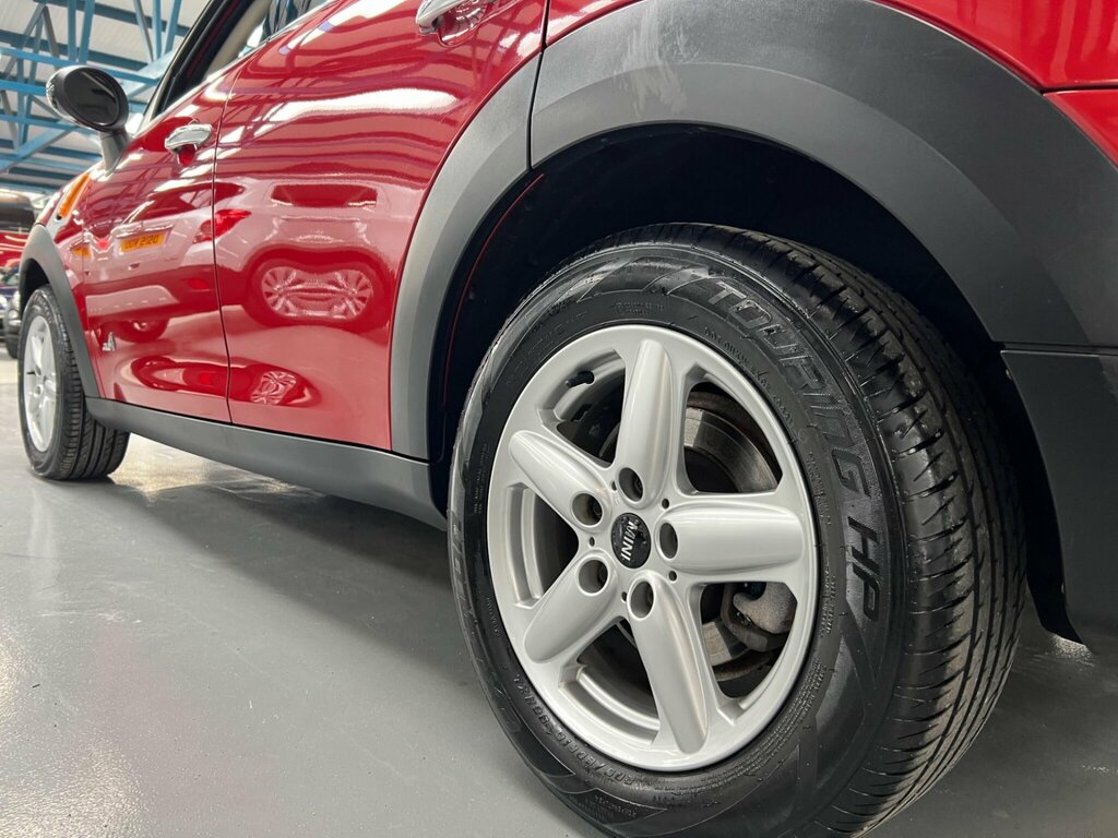 Mini Countryman Suv Red #20