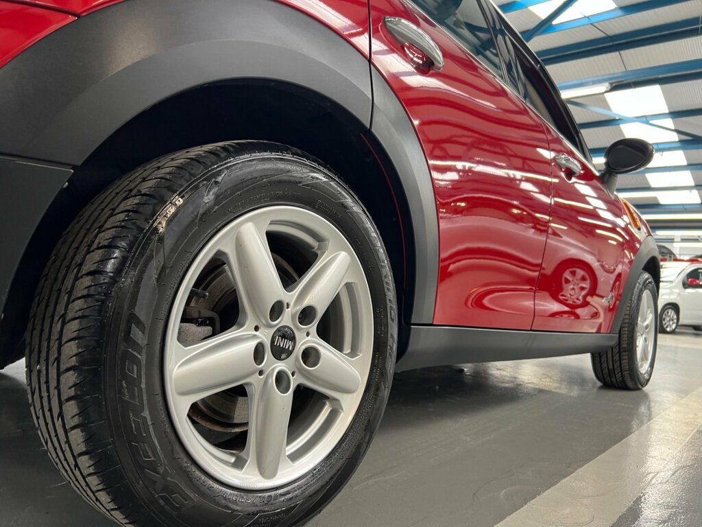 Mini Countryman Suv Red #21
