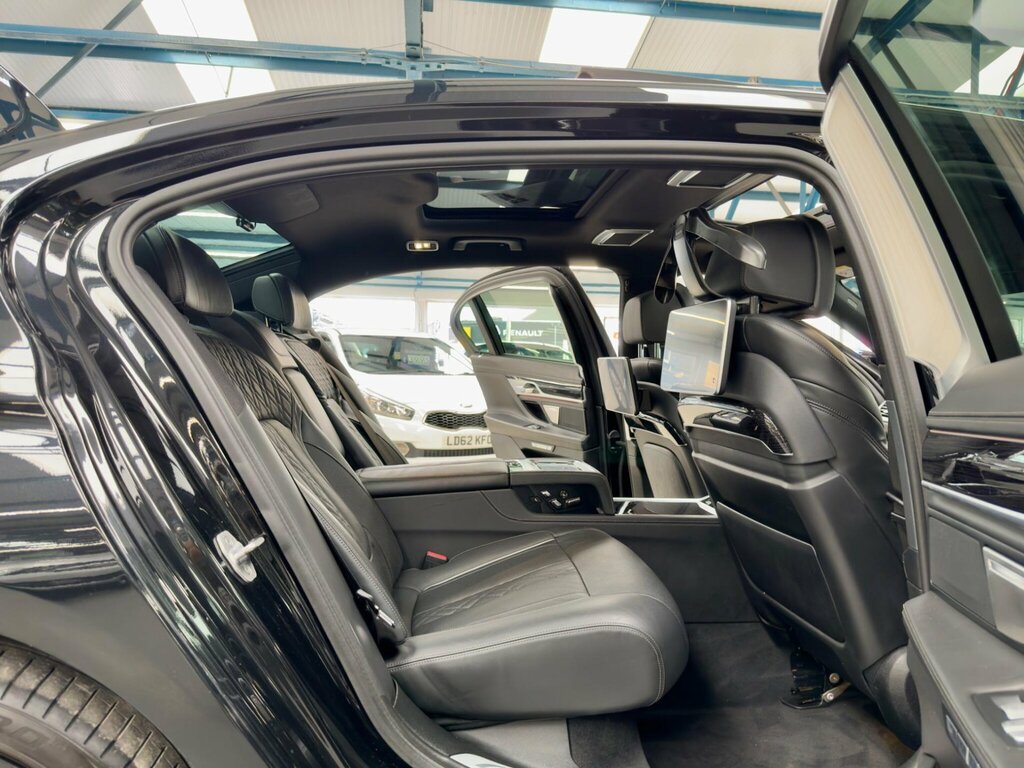 BMW 7 Series 740Li 4-Door Grey #49