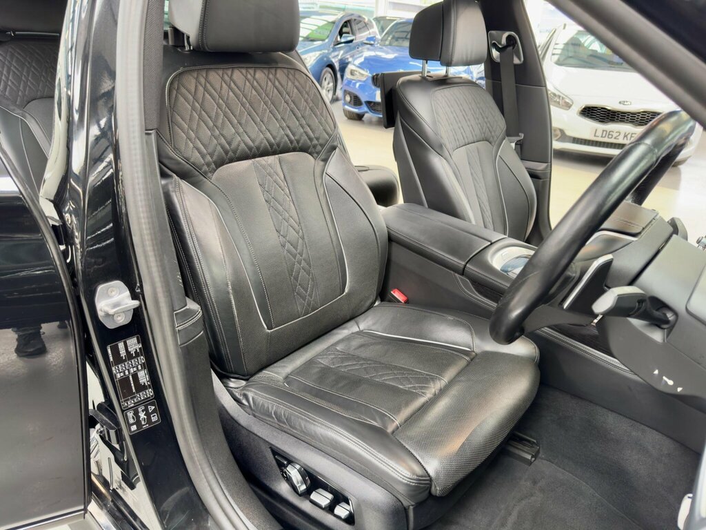 BMW 7 Series 740Li 4-Door Grey #38