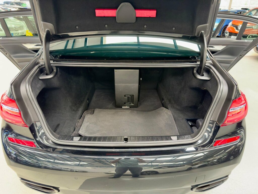 BMW 7 Series 740Li 4-Door Grey #50