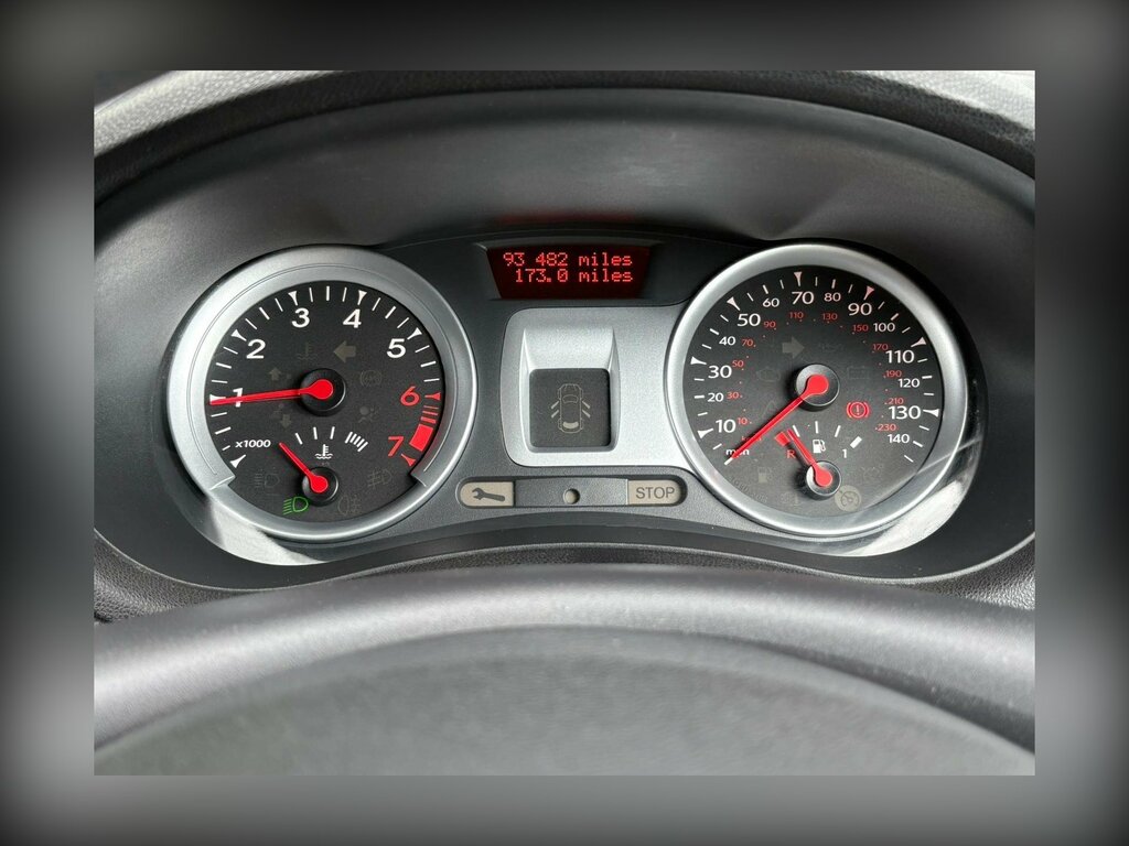 Renault Clio 1.5 Dynamique Tomtom Dci 88 Bhp Beige #19