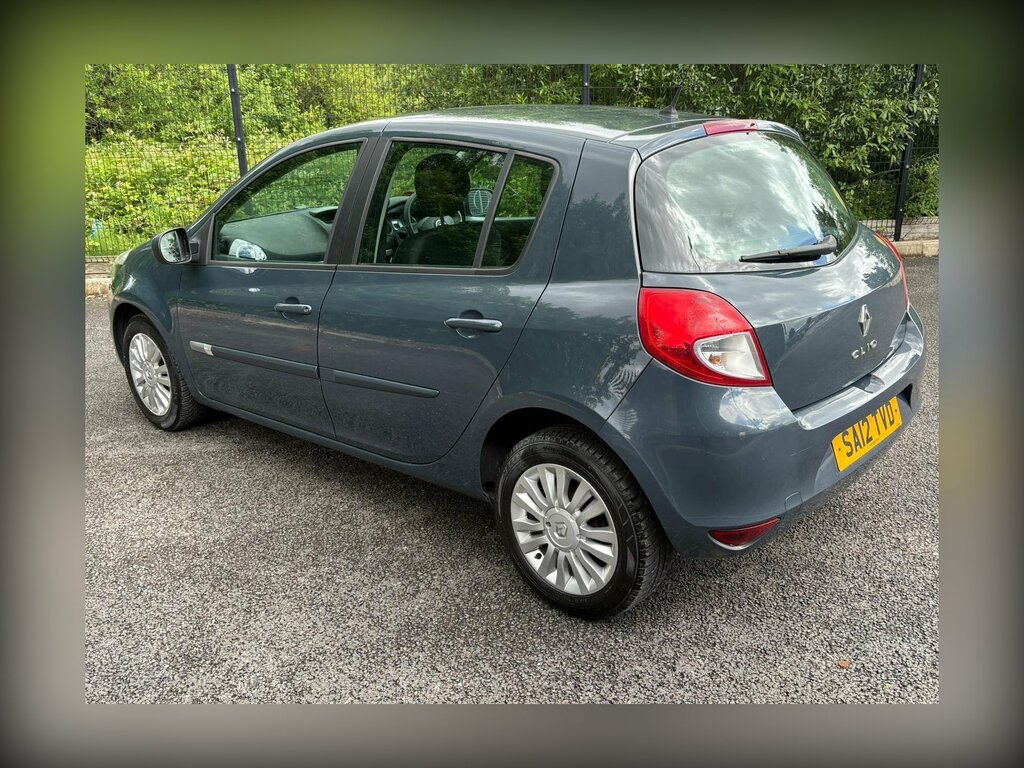 Renault Clio 1.5 Dynamique Tomtom Dci 88 Bhp Beige #8