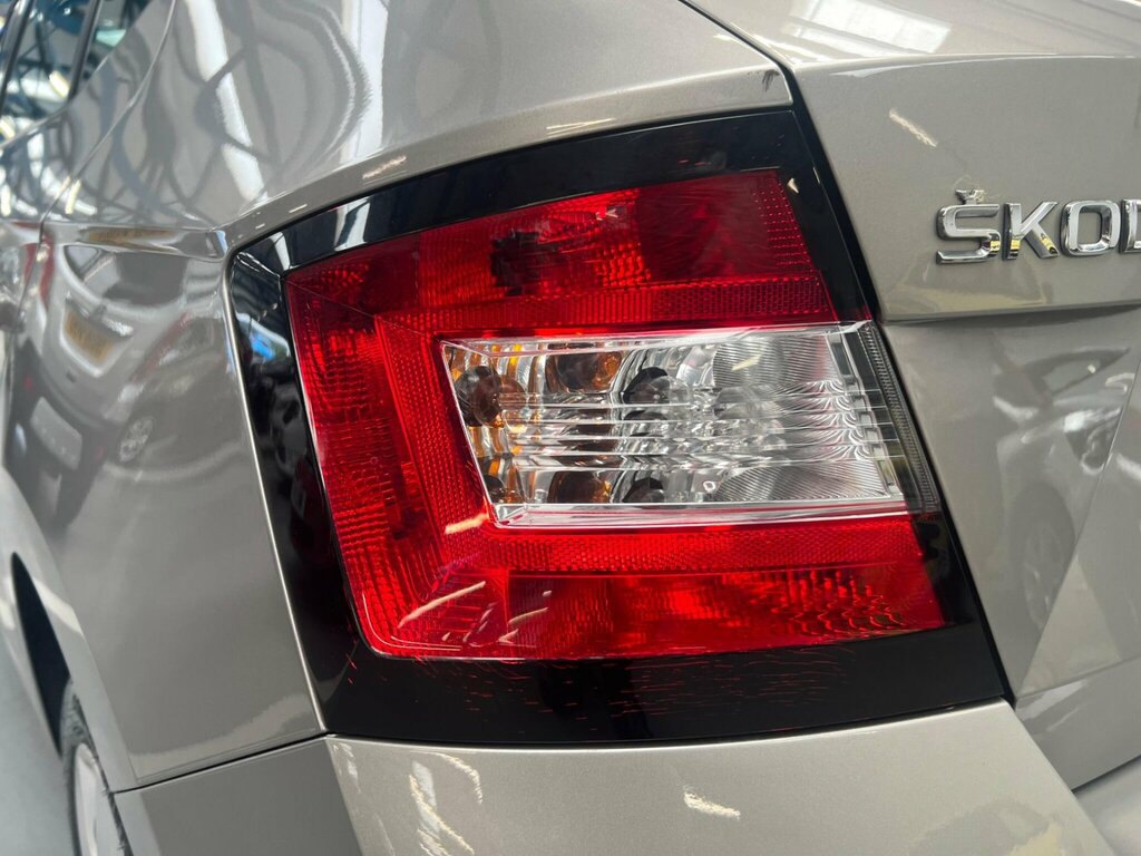 Skoda Fabia Tsi Se L Grey #30