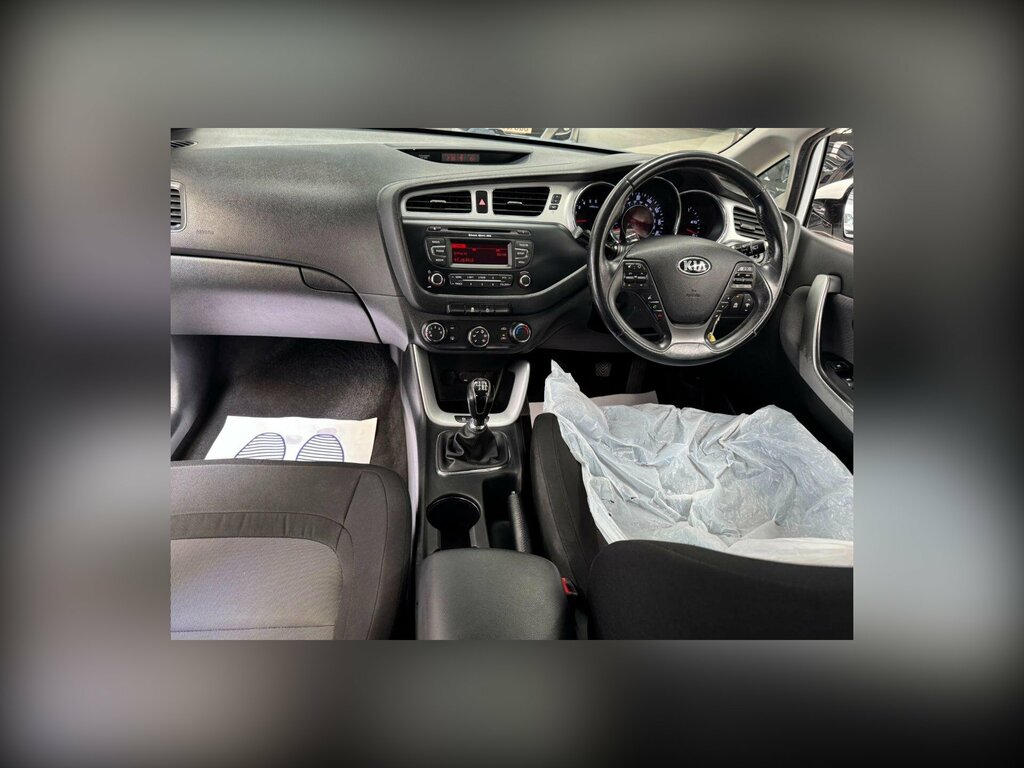 Kia Ceed Hatchback 1.6 Gdi Ecodynamics 3 Euro 5 Ss Silver #14