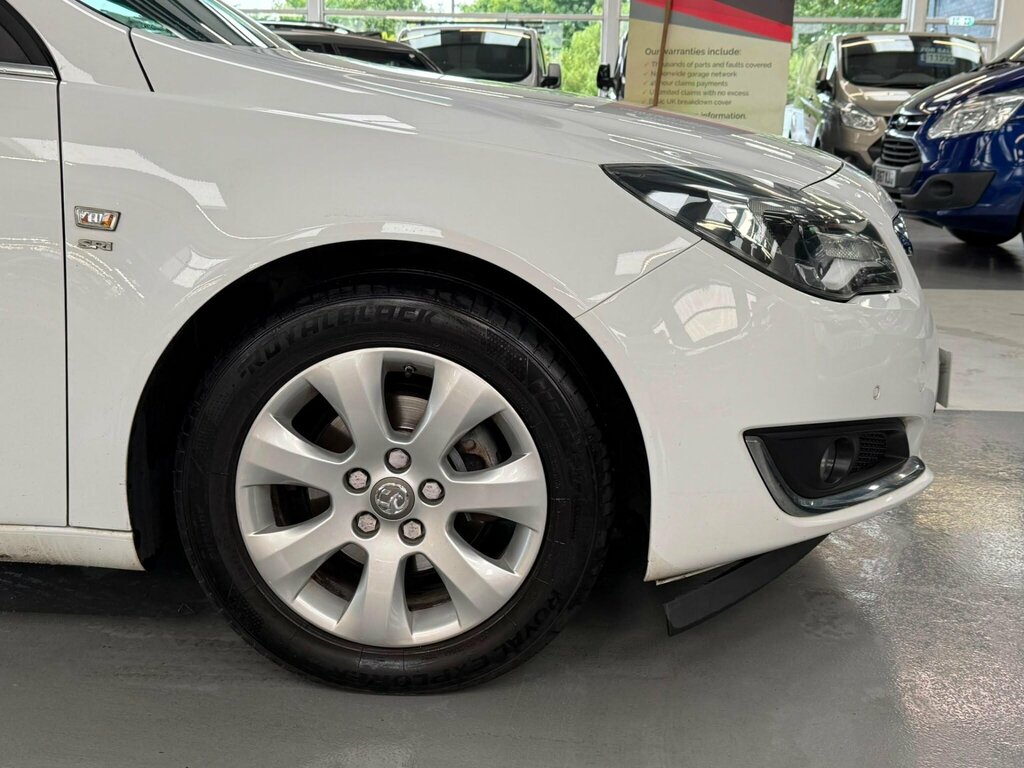 Vauxhall Insignia Estate Blue #13