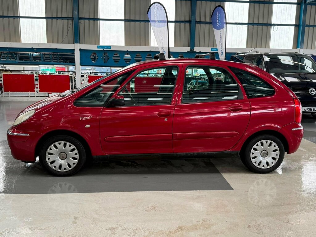 Citroen Xsara Picasso 1.6I 16V Desire Silver #4