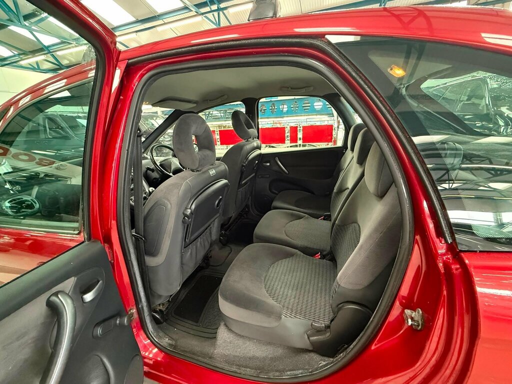 Citroen Xsara Picasso 1.6I 16V Desire Silver #10