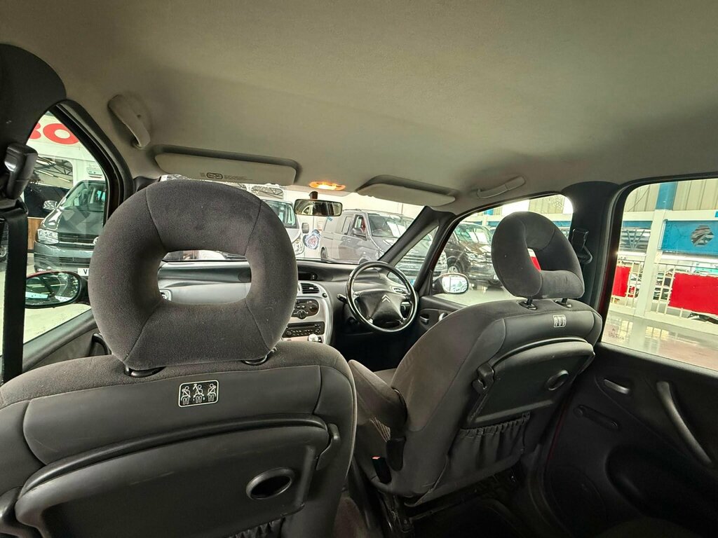 Citroen Xsara Picasso 1.6I 16V Desire Silver #19