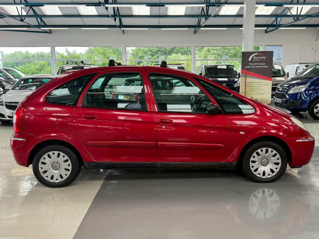 Citroen Xsara Picasso 1.6I 16V Desire Silver #1