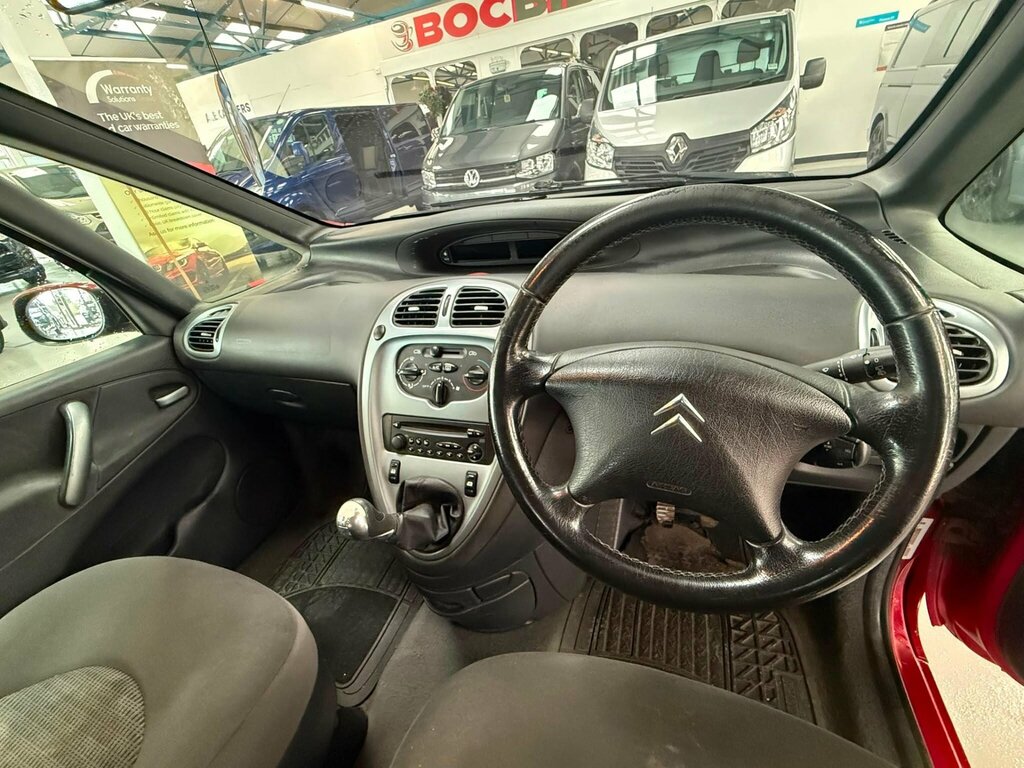 Citroen Xsara Picasso 1.6I 16V Desire Silver #7