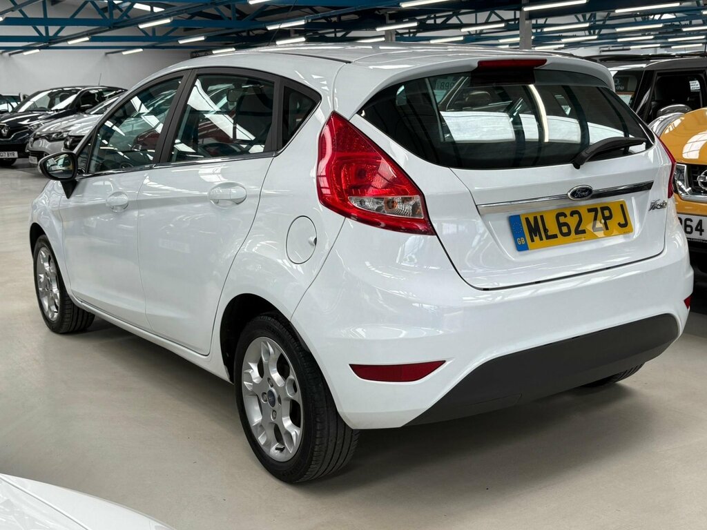 Ford Fiesta 1.25 Zetec Euro 5 White #4