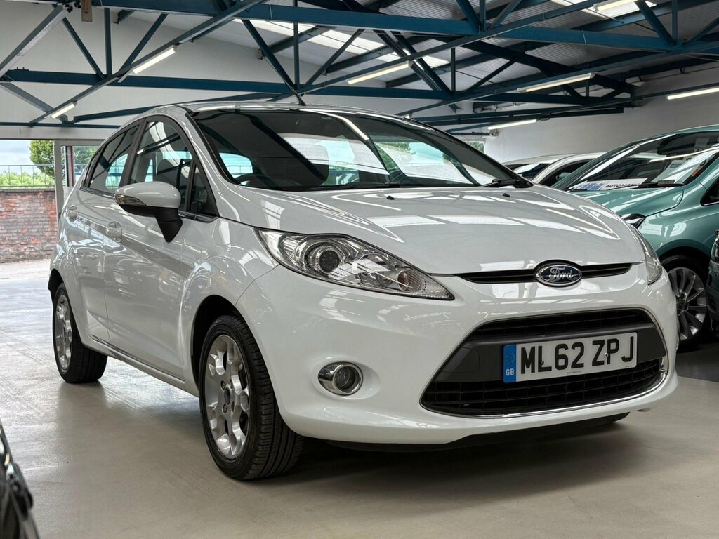 Ford Fiesta 1.25 Zetec Euro 5 White