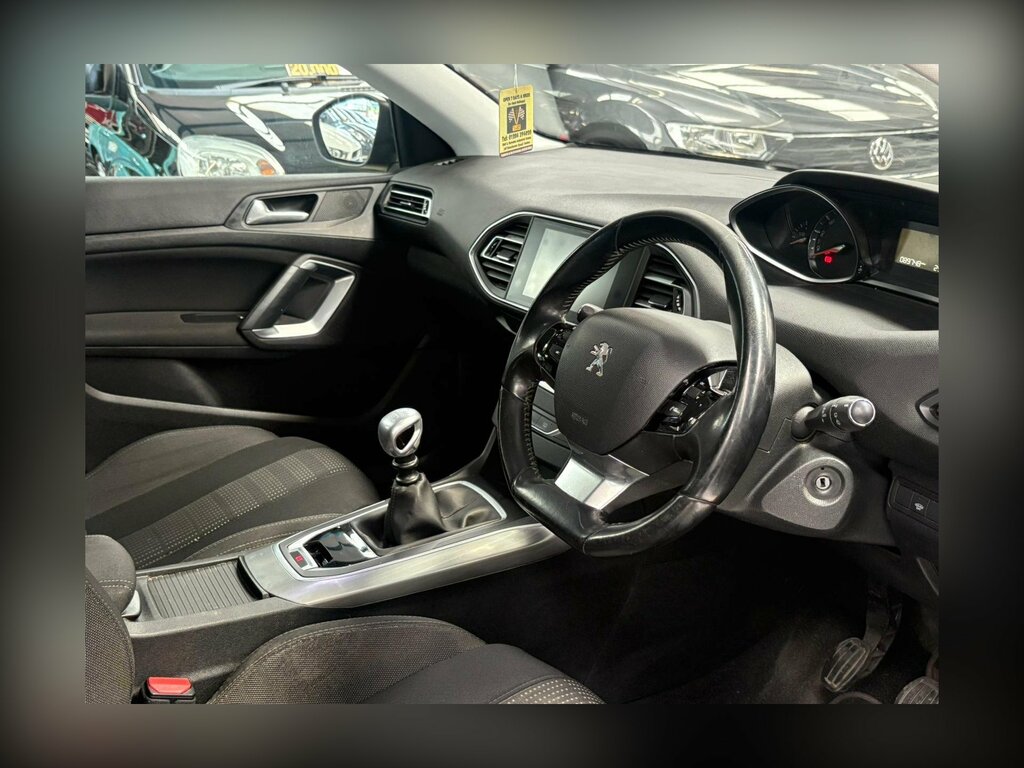 Peugeot 308 SW Active Silver #18