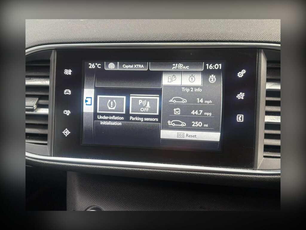 Peugeot 308 SW Active Silver #33