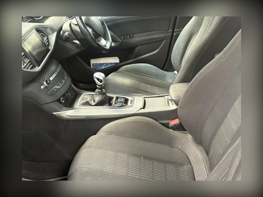 Peugeot 308 SW Active Silver #37