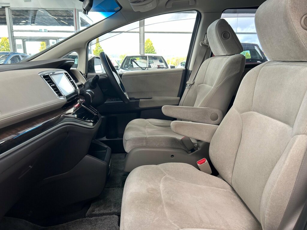 Honda Odyssey 2.4 7 Seat Luxury  #5