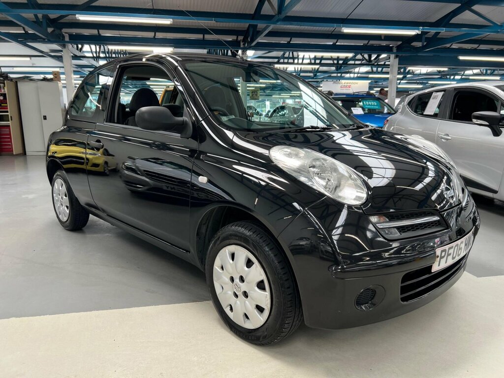 Nissan Micra 1.2 16V S Black #2