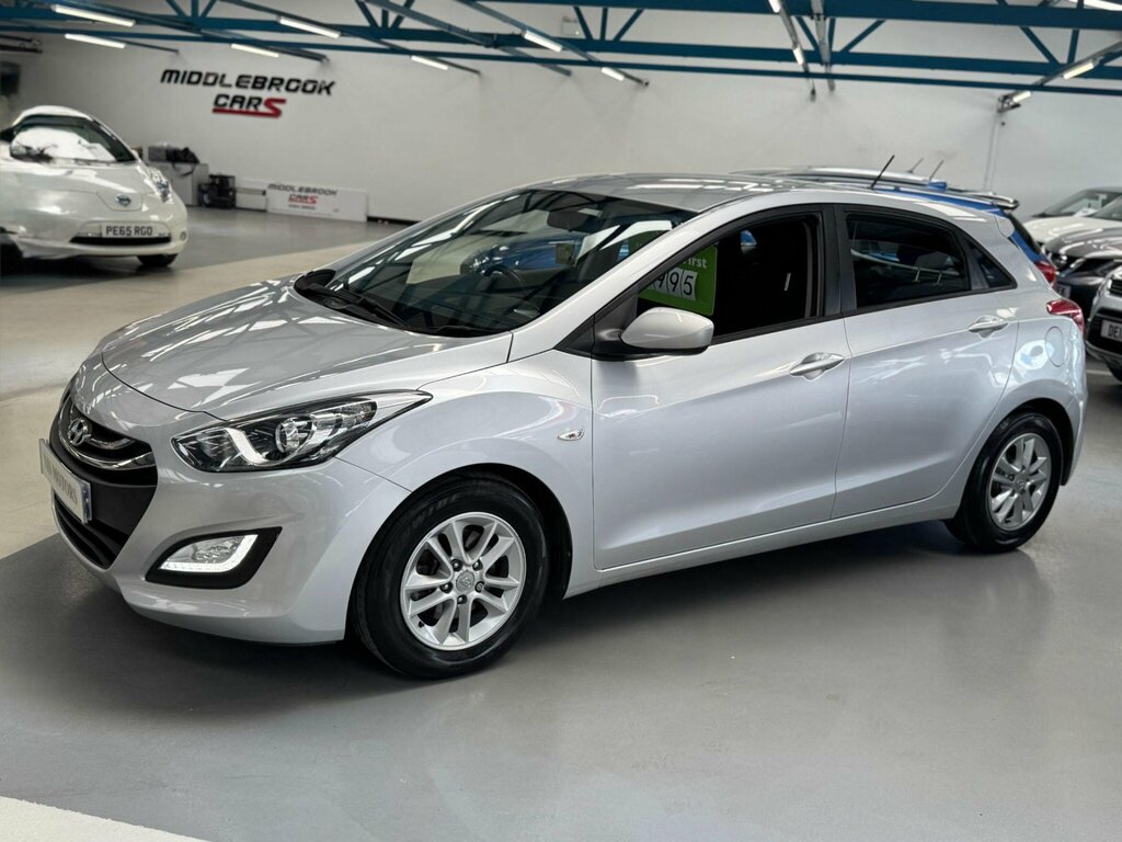 Hyundai I30 1.4 Comfort 108 Bhp Blue #9