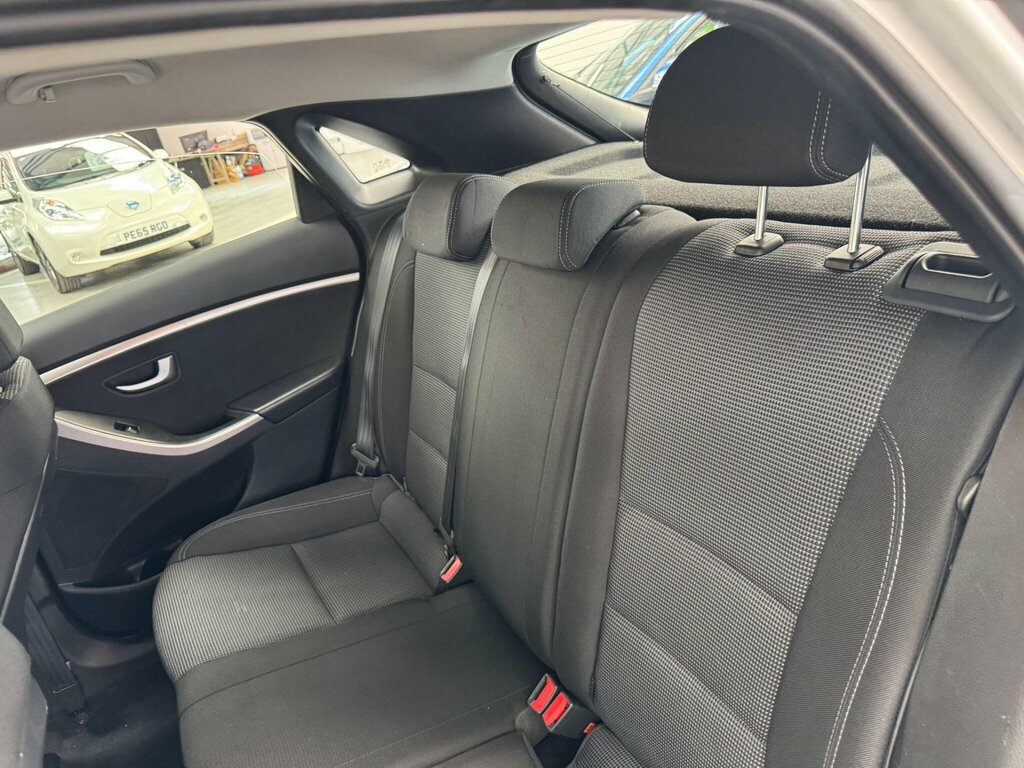 Hyundai I30 1.4 Comfort 108 Bhp Blue #54