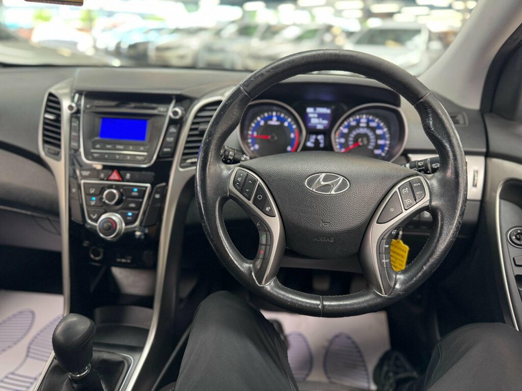 Hyundai I30 1.4 Comfort 108 Bhp Blue #23