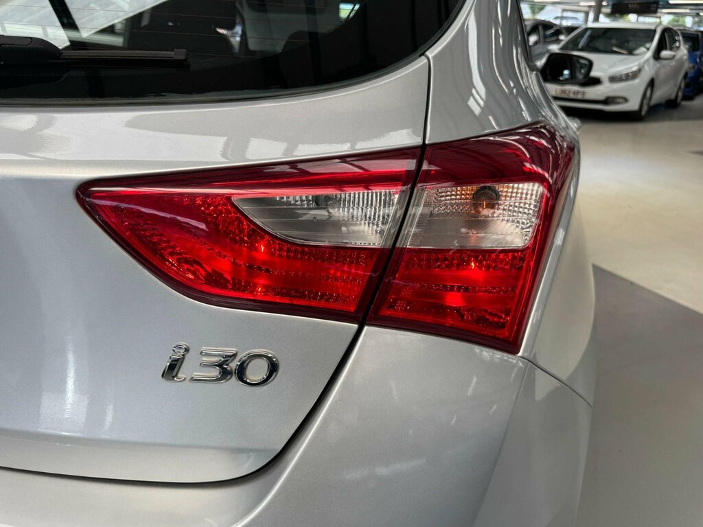 Hyundai I30 1.4 Comfort 108 Bhp Blue #66
