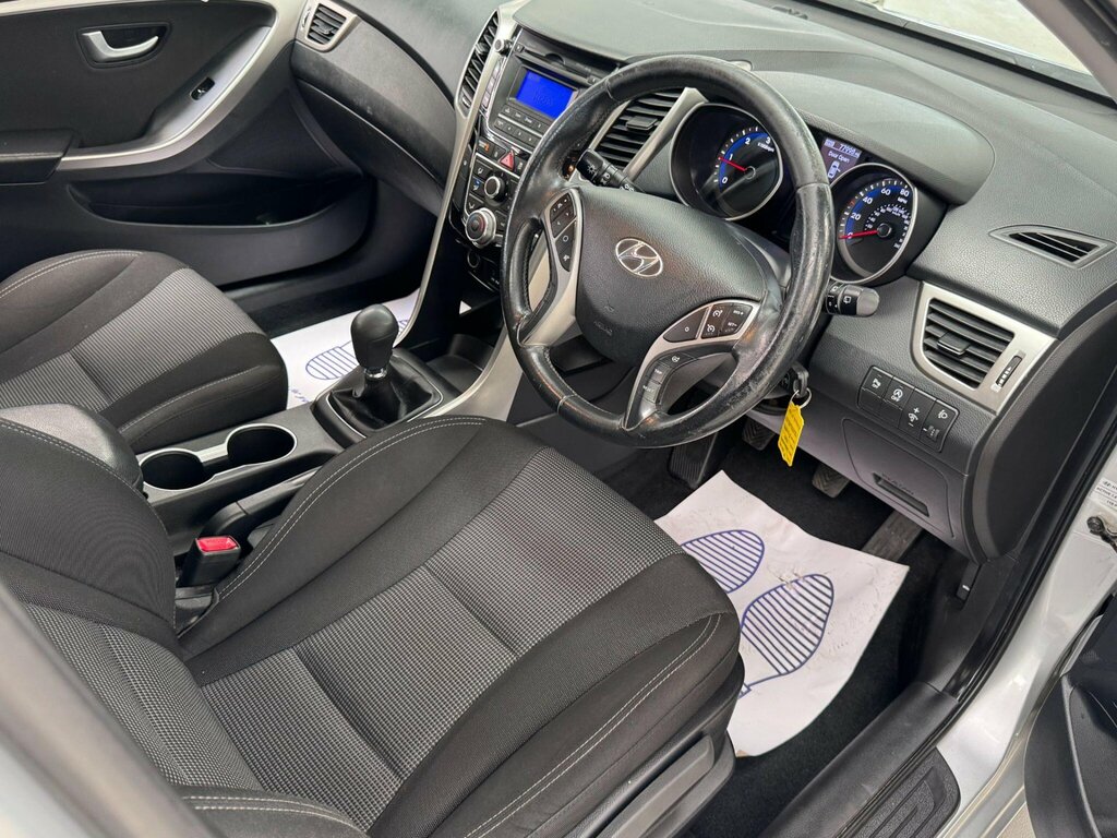 Hyundai I30 1.4 Comfort 108 Bhp Blue #20