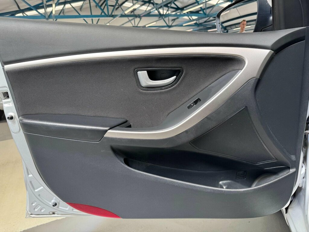 Hyundai I30 1.4 Comfort 108 Bhp Blue #51