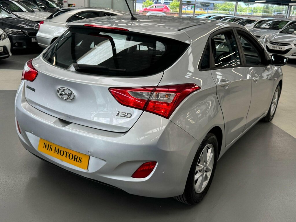 Hyundai I30 1.4 Comfort 108 Bhp Blue #16